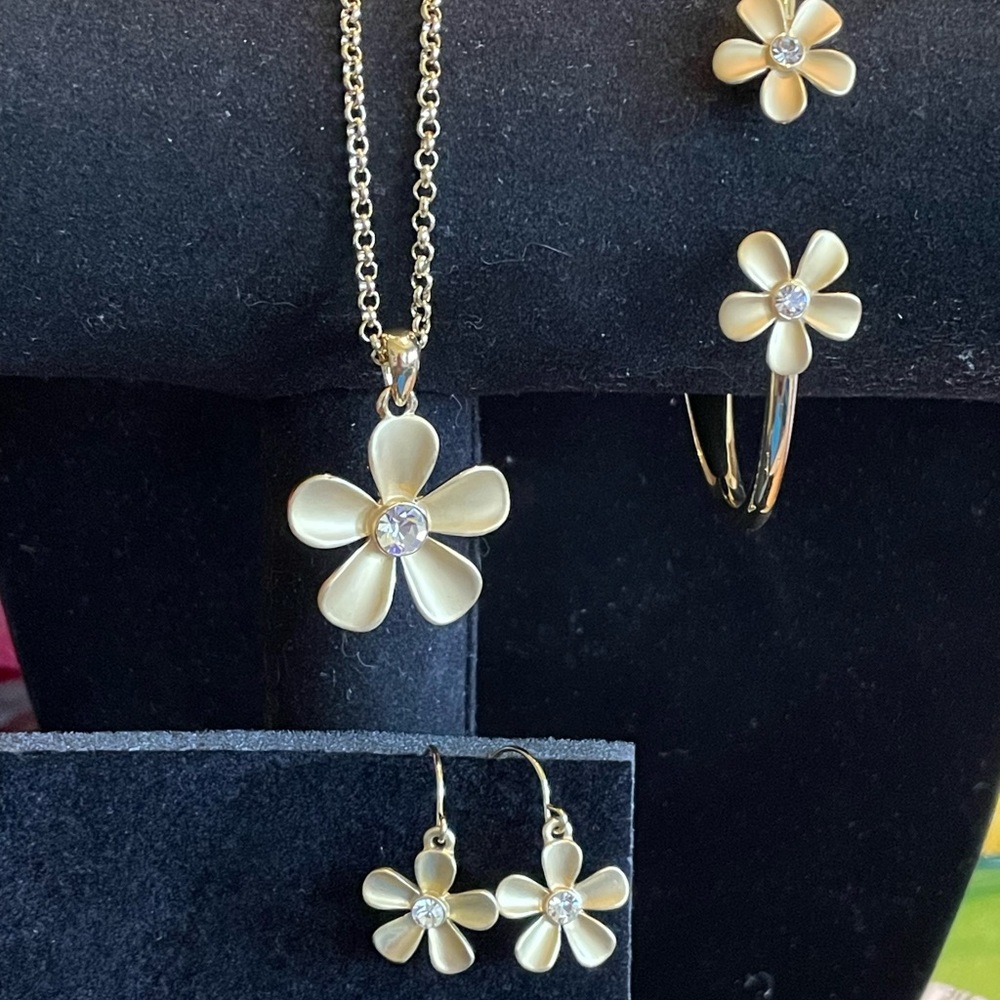 Floral Earrings,Necklace and Bracelet Set by Roberto for RFM